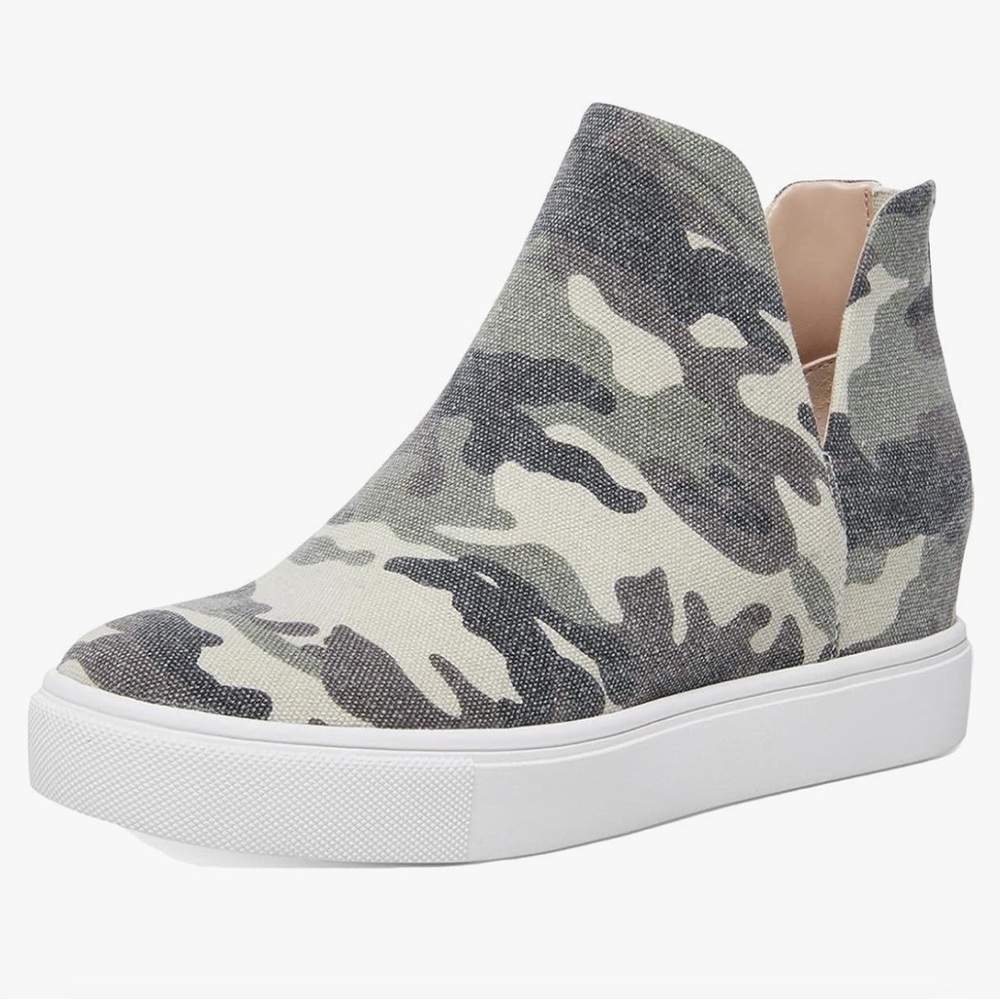 Steve Madden Georgie Green Camo Low Wedge Bootie Fashion Sneaker